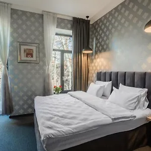 Otel Day, Tiflis